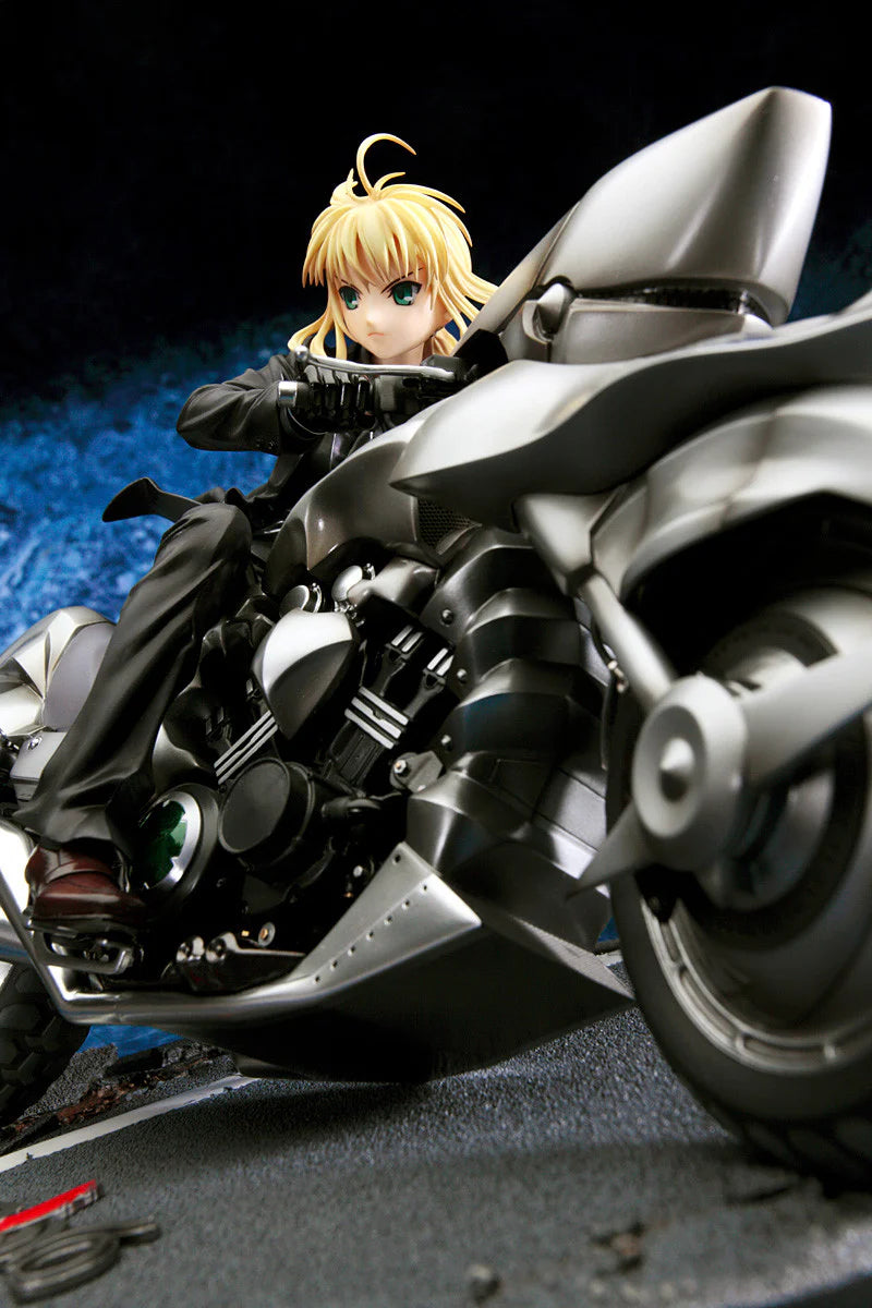 FATE ZERO SABER MOTORED CUIRASSIER 1/8 SCALE GOOD SMILE COMPANY