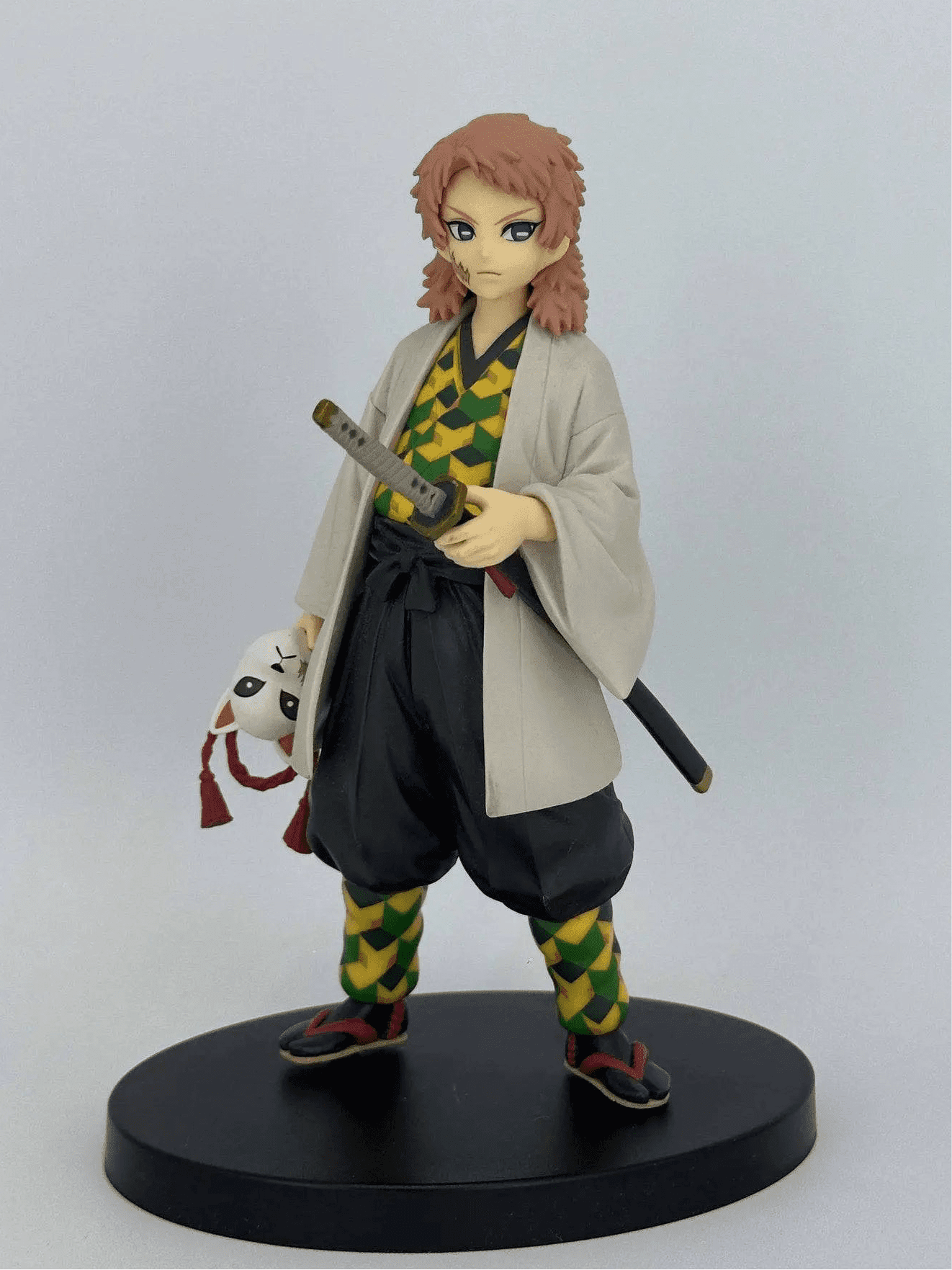 FIGURA KIMETSU NO YAIBA SABITO VOL. 19 MUY BUEN ESTADO