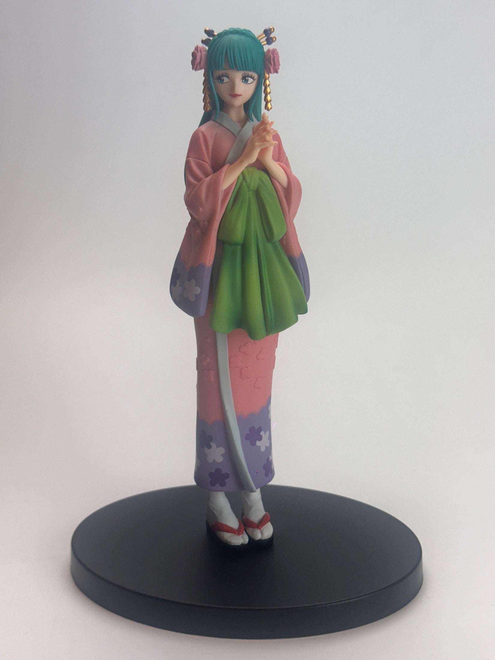 FIGURA ONE PIECE KOZUKI HIYORI THE GRANDLINE LADY DXF MUY BUEN ESTADO