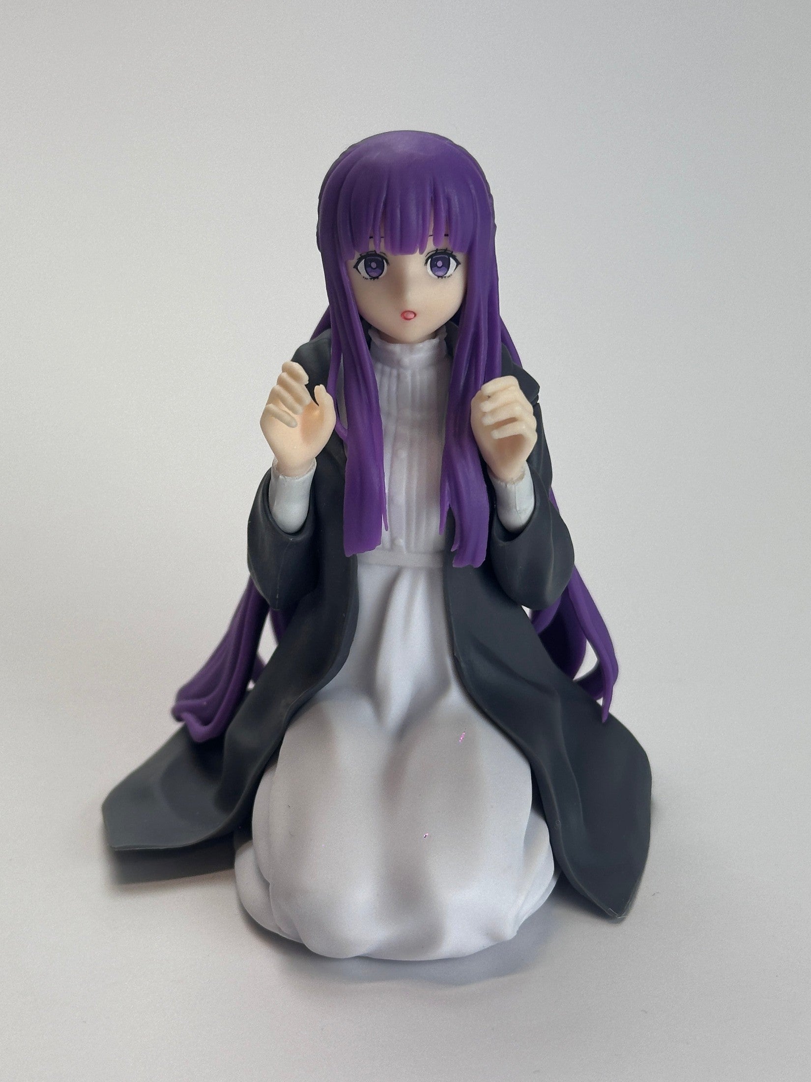 FRIEREN BEYOND JOURNEY'S END FIGURA FERN PM PERCHING SEGA MUY BUEN ESTADO Sega Otaku Village