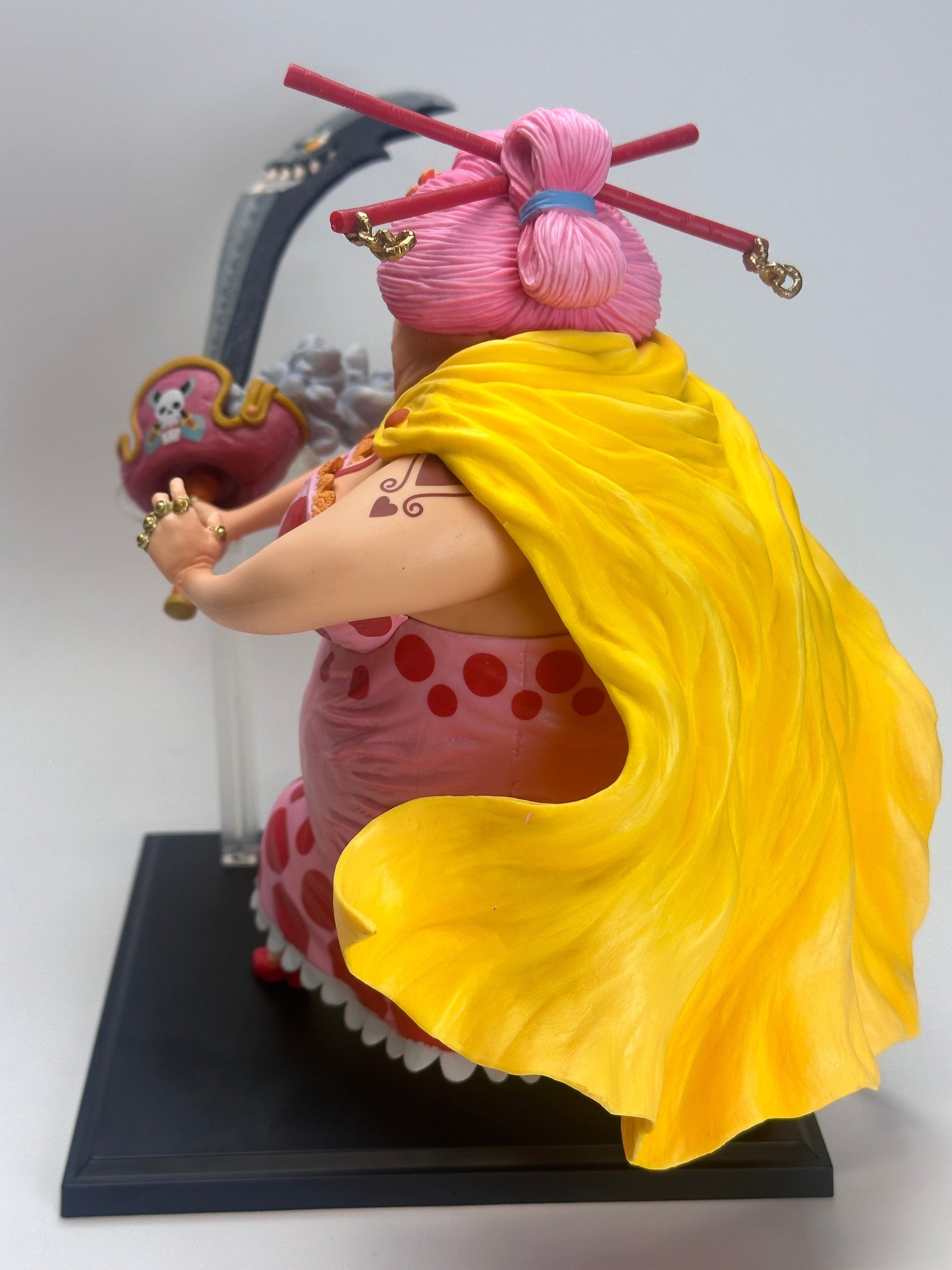 ONE PIECE FIGURA BEST OF OMNIBUS PREMIO B BIG MOM THE FOUR EMPERORS ICHIBAN KUJI MUY BUEN ESTADO