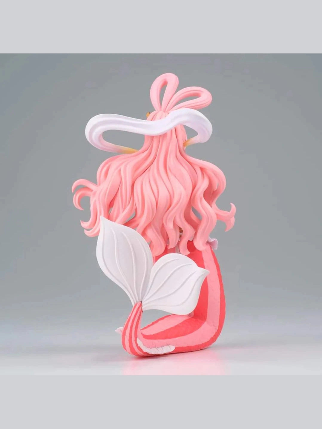 ONE PIECE FIGURA GLITTER & GLAMOURS SHIRAHOSHI COMO NUEVA