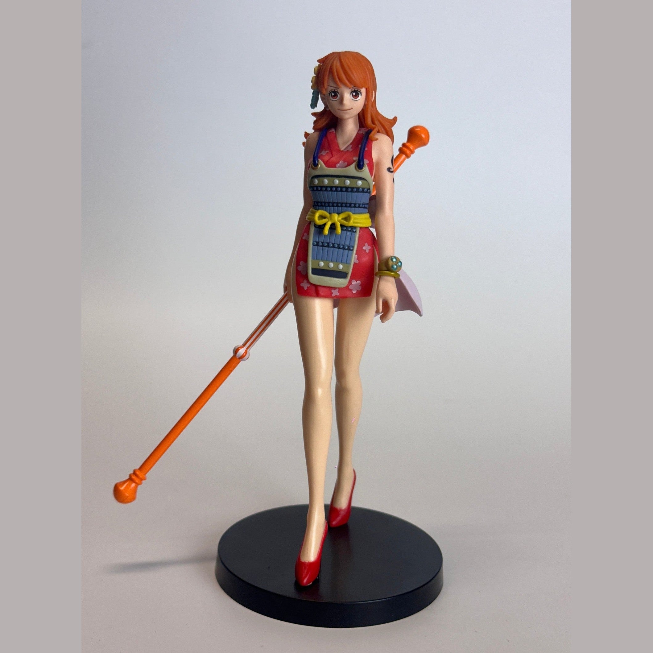 ONE PIECE FIGURA NAMI ONE PIECE THE SHUKKO MUY BUEN ESTADO