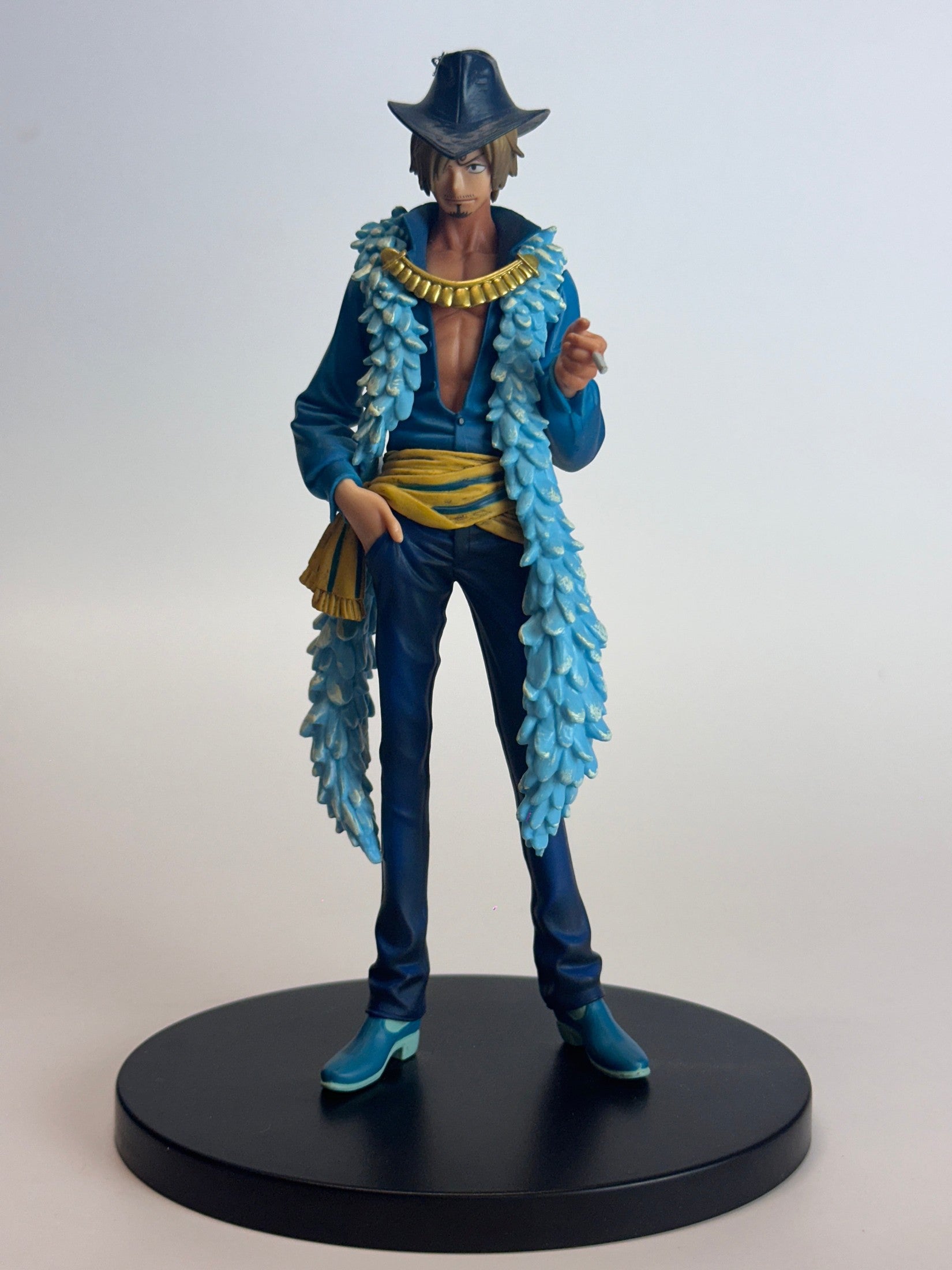 ONE PIECE FIGURA SANJI 15TH ANNIVERSARY THE GRAND LINE MEN MUY BUEN ESTADO