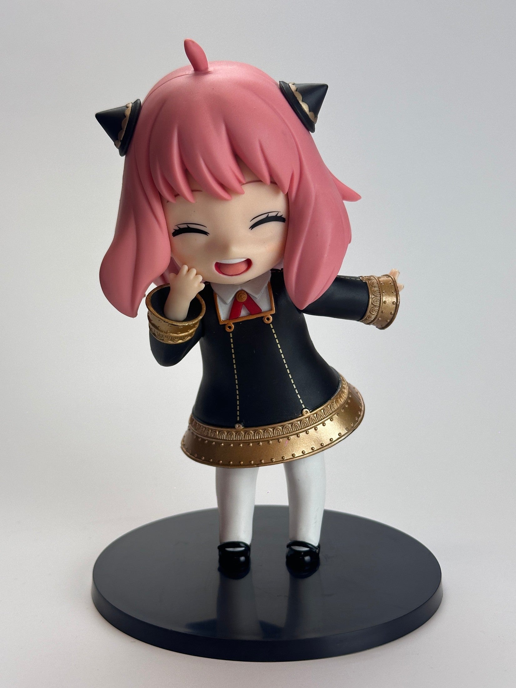 SPY X FAMILY FIGURA TAITO RENEWAL EDITION ANYA VER.2 PUCHIEETE MUY BUEN ESTADO