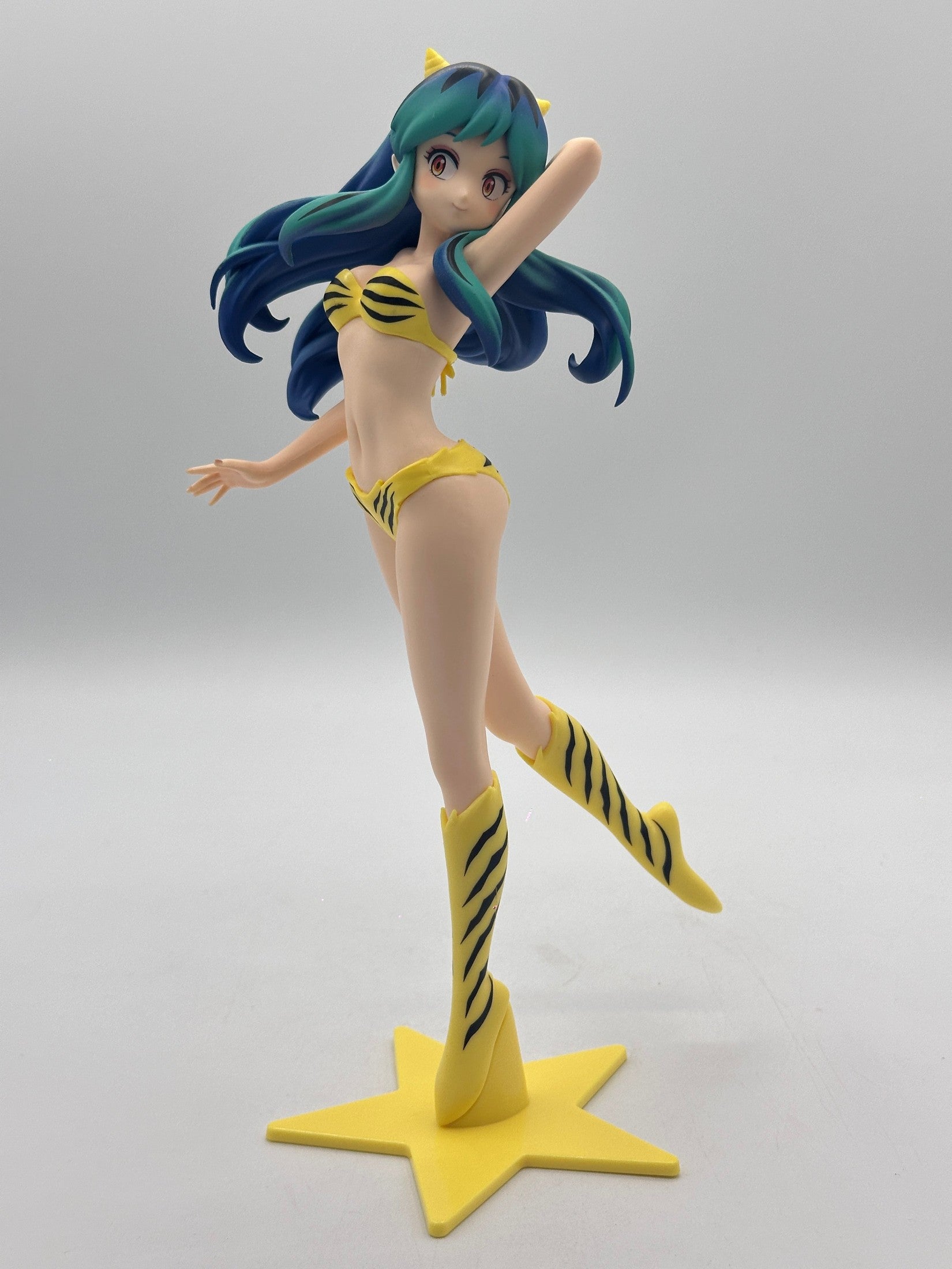 URUSEI YATSURA FIGURA GLITTER & GLAMOURS LUM MUY BUEN ESTADO
